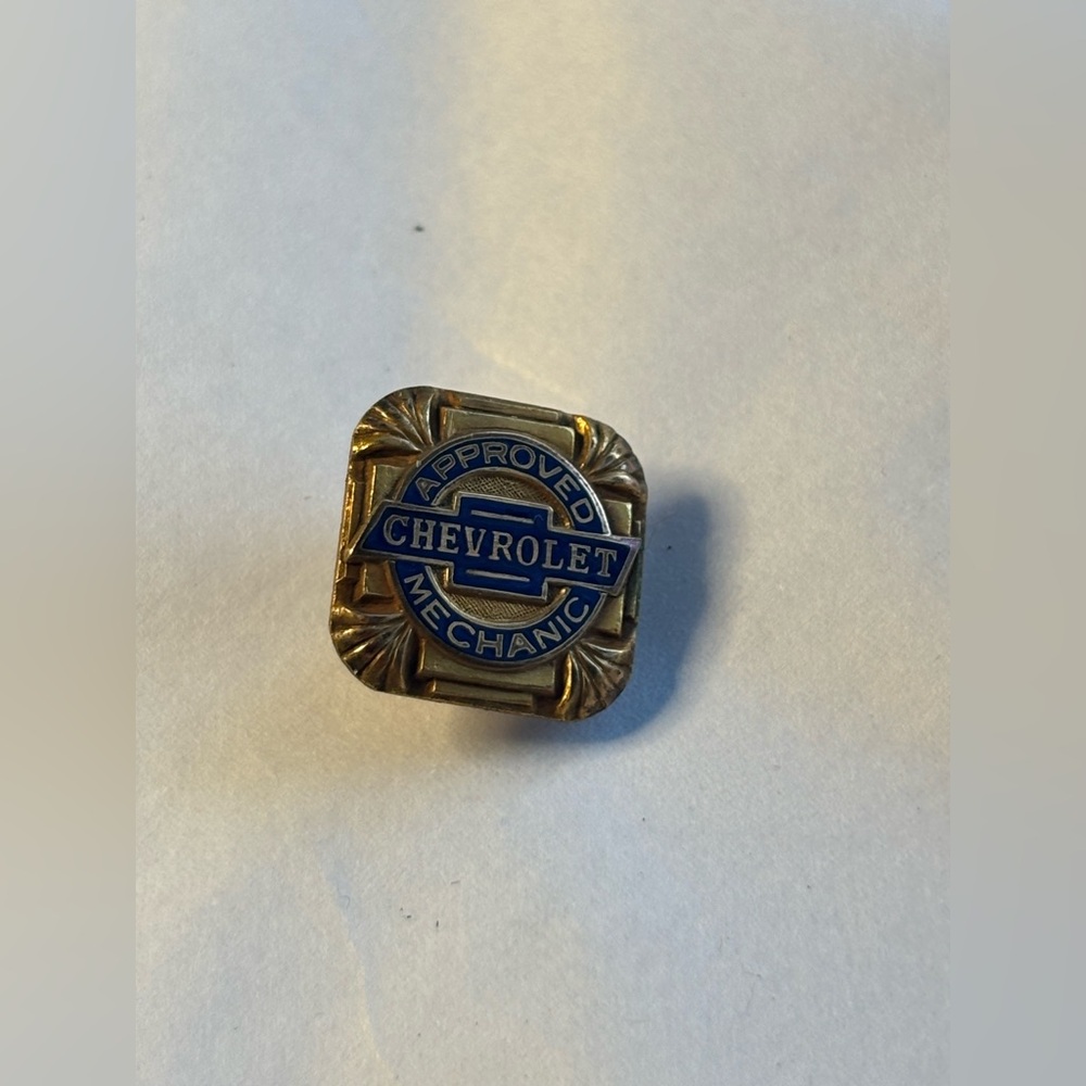 Chevrolet Mechanic Gold and Blue Pin rare 1960s htf collectable auto